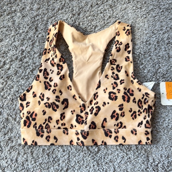NWT Fabletics On The Go Leopard Print Bra Activewear XL Small - Picture 2 of 4